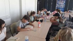 Uczniowie Szkoły Podstawowej nr 1 wzieli udział w ogólnopolskiej akcji czytelniczej "Jak nie czytam jak czytam".