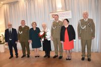 Jadwiga Kaczorowska - odznaczona Srebrnym Medalem Za Zasługi Dla Obronności Kraju