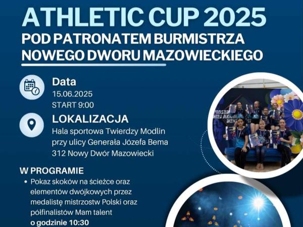 Dziewczynki z dyplomami i medalami. 2 mężczyzn w figurze akrobatycznej. Dwie dziewczynki w szpagacie trzymane w powietrzu.