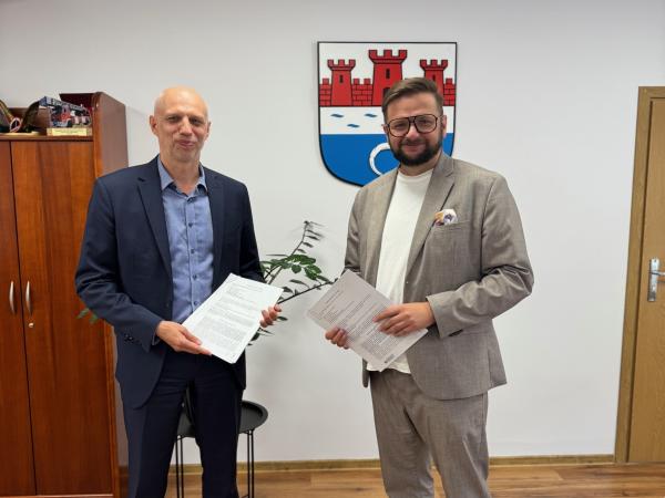 Podpisanie umowy na wykonanie otworu poszukiwawczo - rozpoznawczego