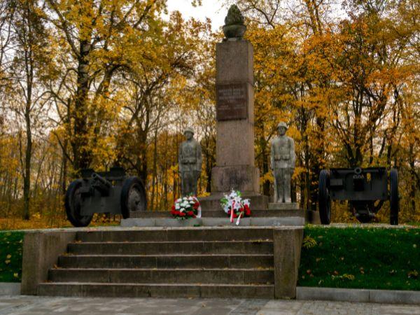 Pomnik Obrońców Modlina - prace konserwatorskie