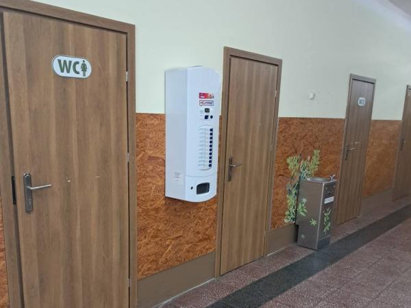 Helpomaty w naszych szkołach